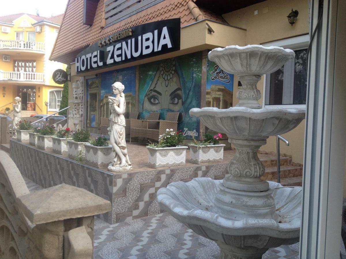 Hotel Zenubia Hajdúszoboszló Eksteriør billede